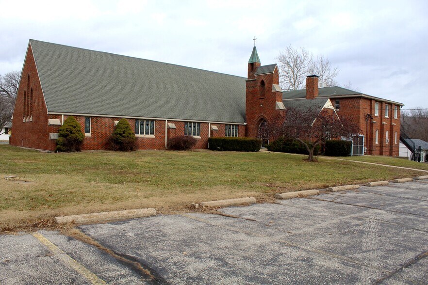 12613 Grandview Rd, Grandview, MO à vendre - Photo de l’immeuble – Image 2 sur 7