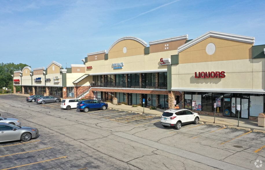 1710 Wise Rd, Schaumburg, IL à louer - Photo principale – Image 1 sur 9