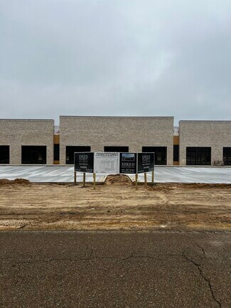Plus de détails pour 547 Church Rd, Gluckstadt, MS - Local commercial à louer