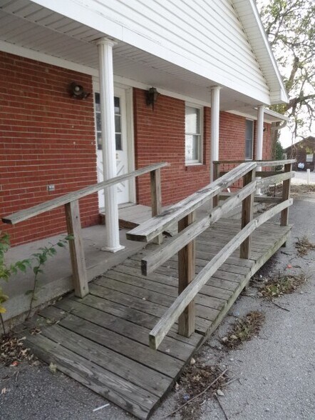 612 W Fort Scott St, Butler, MO à vendre - Photo de l’immeuble – Image 3 sur 9