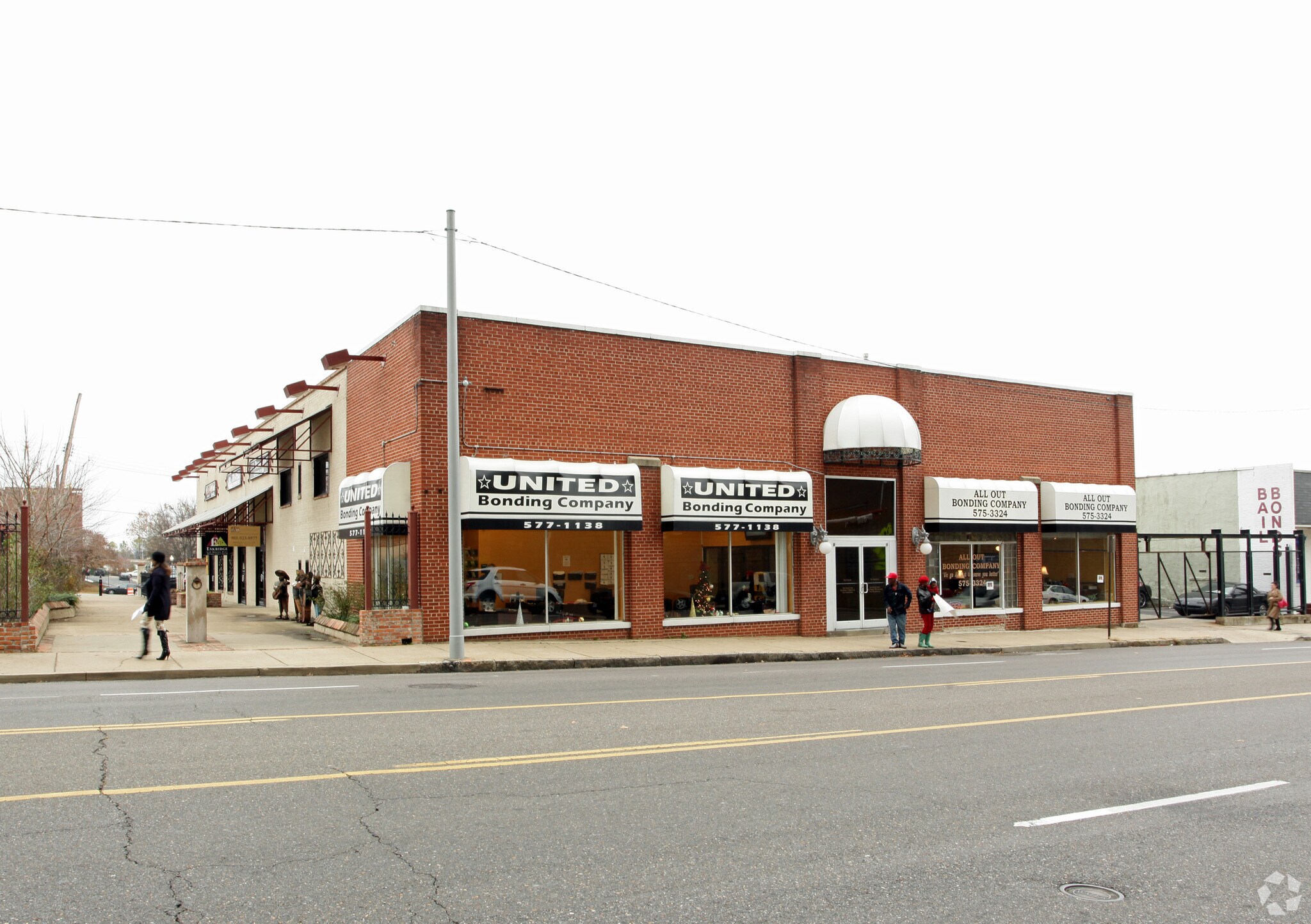 194-200 Poplar Ave, Memphis, TN à louer Photo principale– Image 1 sur 15
