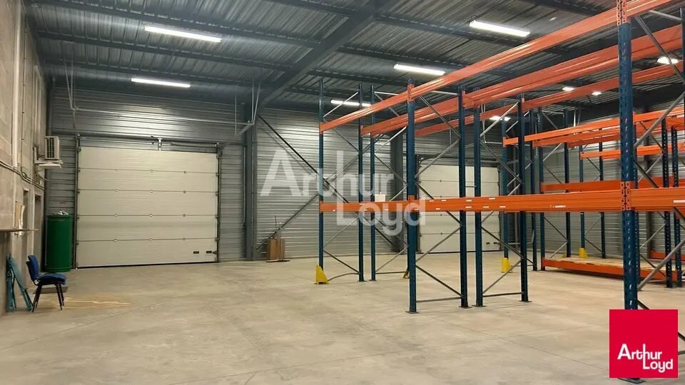 Local d'activités dans Neung-sur-Beuvron à vendre - Photo intérieure – Image 1 sur 3