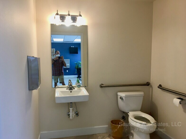 7000 54th Ave N, Saint Petersburg, FL à vendre - Photo de l’immeuble – Image 2 sur 24