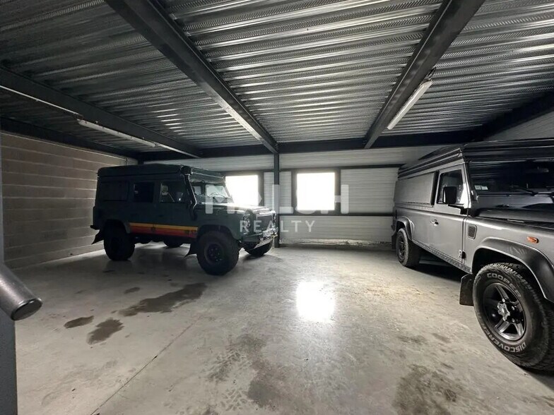 Local d’activités dans Genay à louer - Photo intérieure – Image 2 sur 7