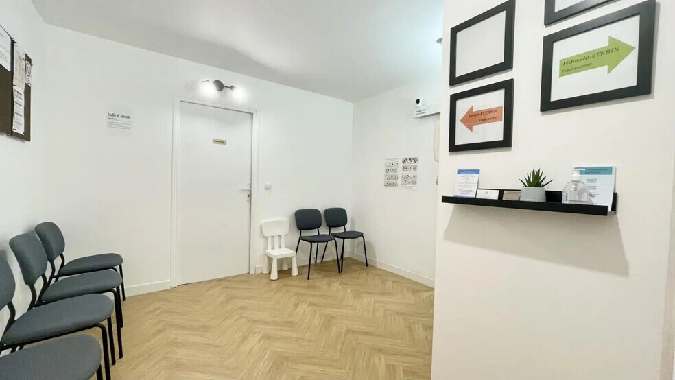 Bureau dans Corbeil-Essonnes à louer - Photo intérieure – Image 1 sur 9