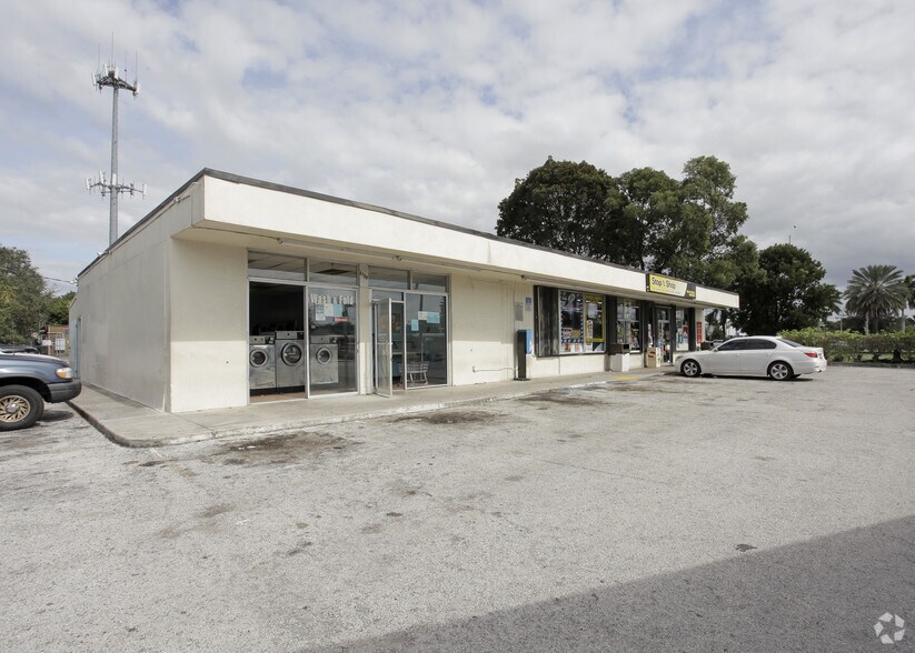5724-5728 Royal Palm Blvd, Margate, FL à vendre - Photo principale – Image 1 sur 4