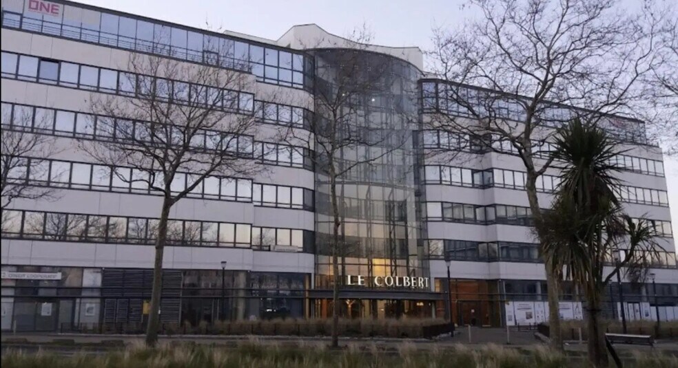 Bureau dans Le Havre à louer - Photo de l’immeuble – Image 1 sur 5