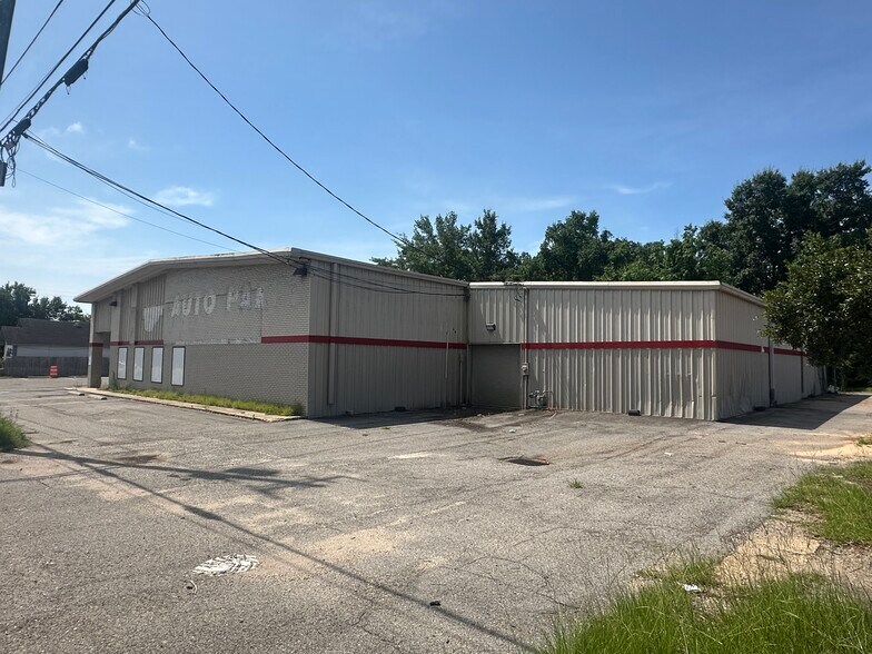 3107 Spring Hill Ave, Mobile, AL à vendre - Photo de l’immeuble – Image 2 sur 6