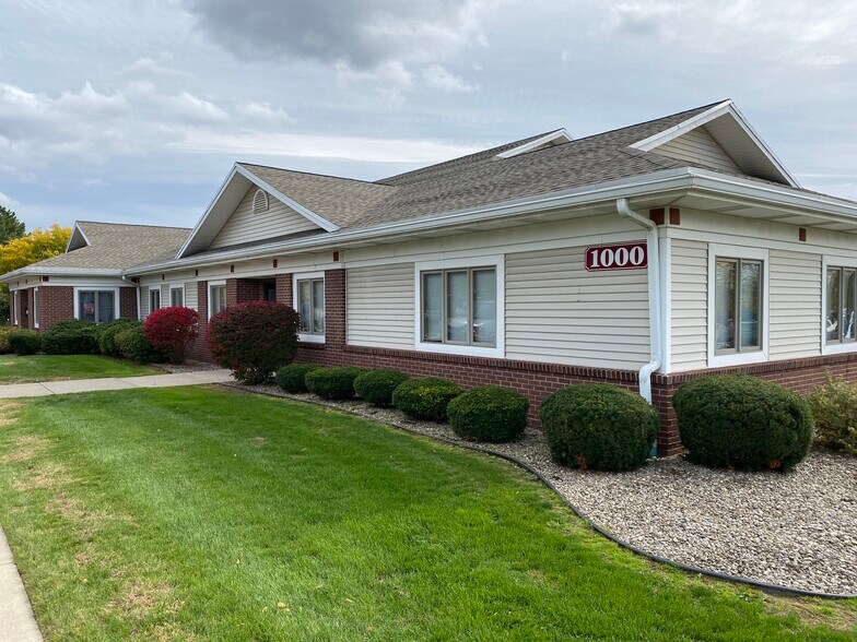 2300 Buffalo Rd, Rochester, NY à louer - Photo de l’immeuble – Image 2 sur 7