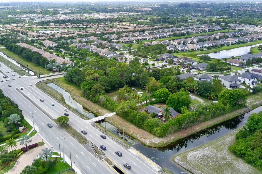 5947 Hypoluxo Rd, Greenacres, FL à vendre - Photo de l’immeuble – Image 3 sur 40