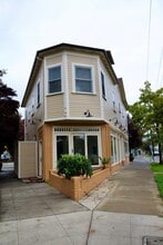 3300 Broadway St, Sacramento, CA à louer Photo de l’immeuble– Image 2 sur 8