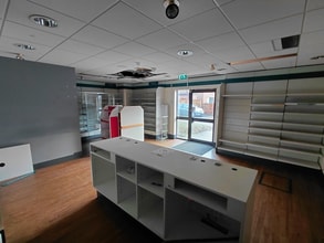 90 Victoria Rd, Horley à louer Photo intérieure– Image 1 sur 3