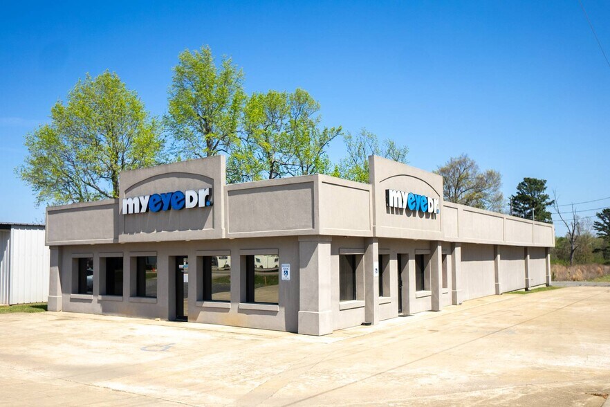 208 Morrow St S, Mena, AR à vendre - Photo de l’immeuble – Image 2 sur 4