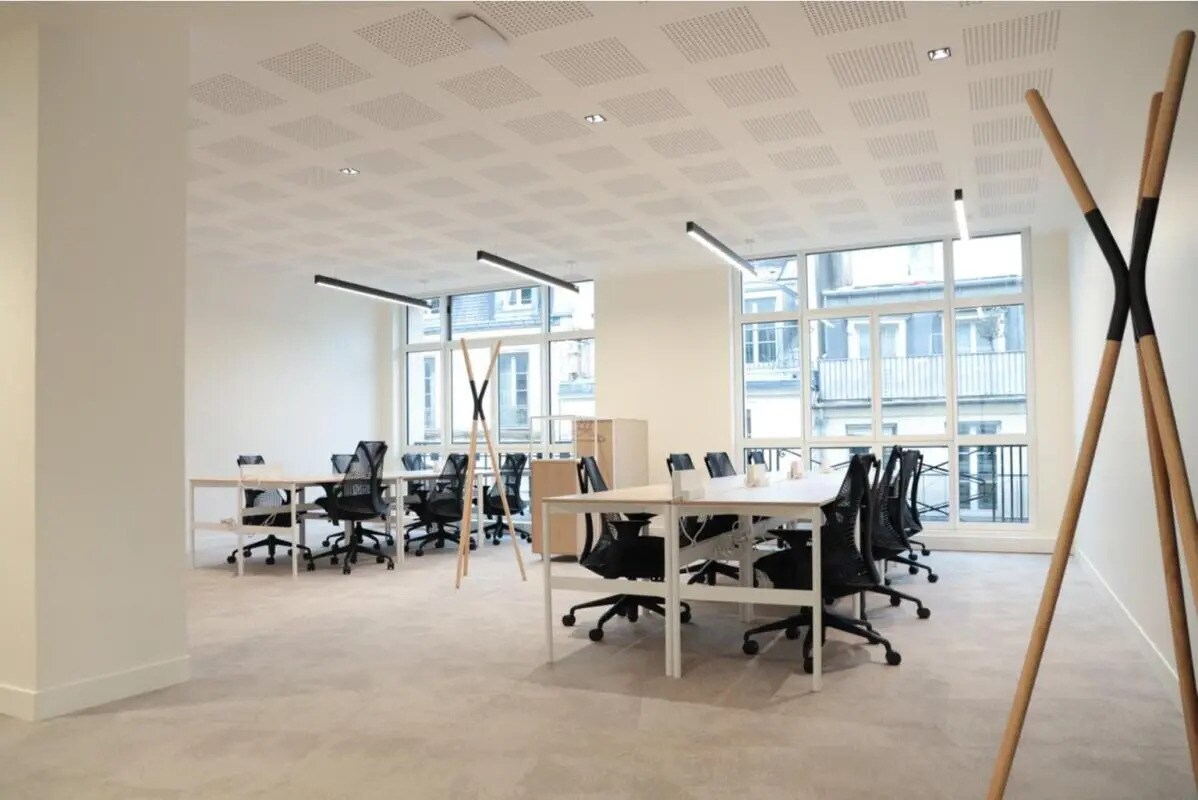 33 Rue Du Louvre, Paris à louer Photo de l’immeuble– Image 1 sur 7