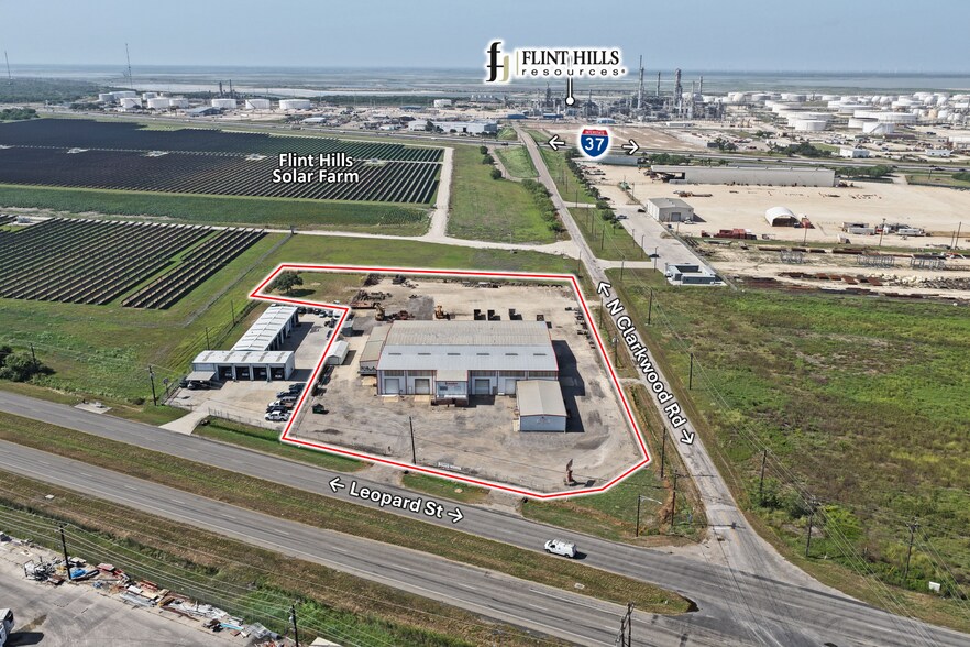 9002 Leopard St, Corpus Christi, TX à vendre - Photo de l’immeuble – Image 2 sur 30