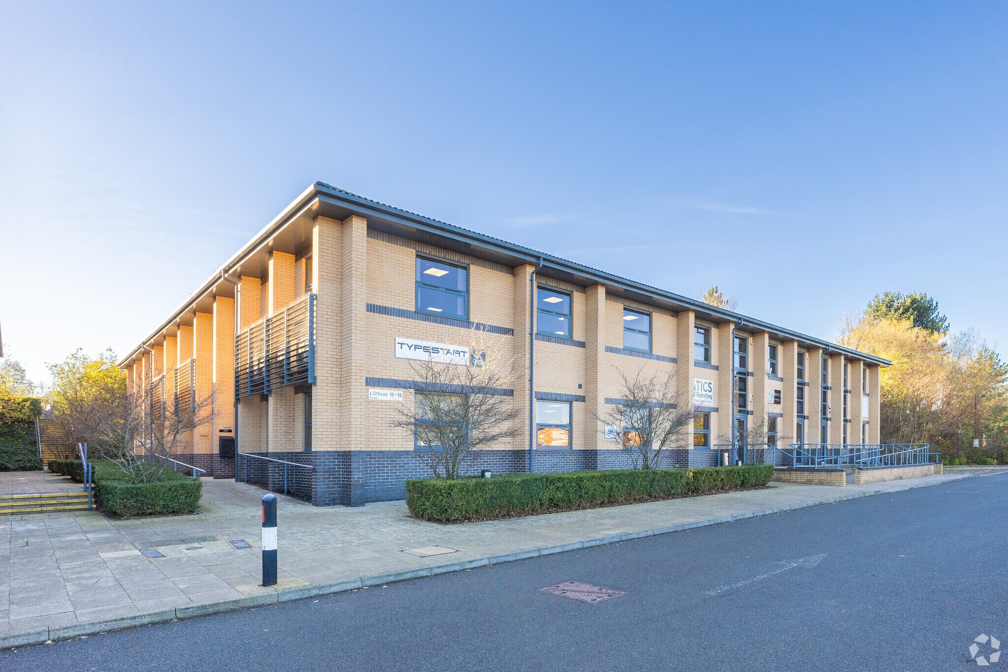 12-18 Brooklands Ct, Kettering à vendre Photo principale– Image 1 sur 1