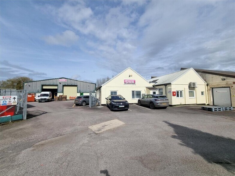 Charfield Rd, Kingswood à vendre - Photo principale – Image 1 sur 7