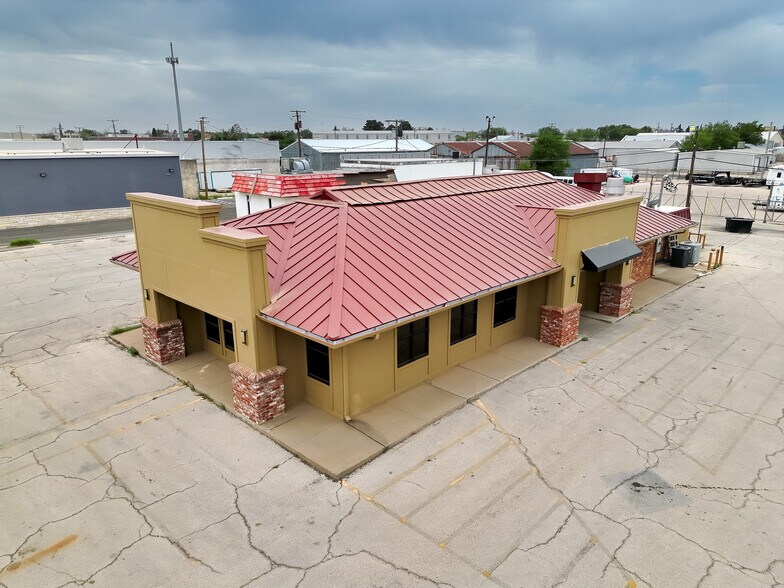 2113 Andrews Hwy, Odessa, TX à vendre - Photo de l’immeuble – Image 2 sur 14