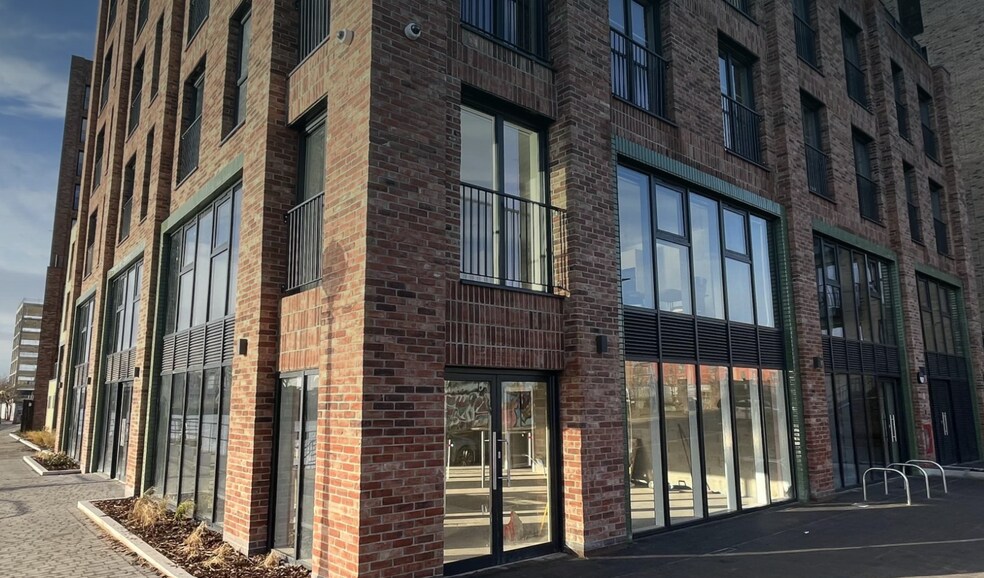 295 Ordsall Ln, Salford à vendre - Photo de l’immeuble – Image 3 sur 6