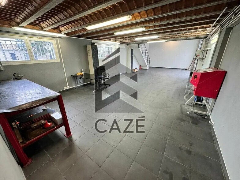 Local d’activités dans Parempuyre à louer - Photo intérieure – Image 3 sur 6