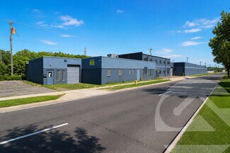 Plus de détails pour 880 W Jefferson Ave, Trenton, MI - Industriel/Logistique à louer