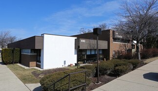 Plus de détails pour 440 Lake Cook Rd, Deerfield, IL - Local d'activités à louer