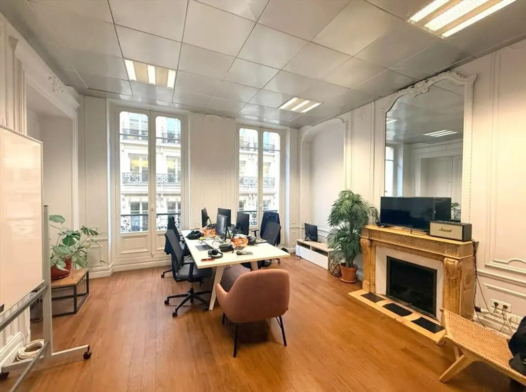 Bureau dans Paris à louer Photo de l’immeuble– Image 1 sur 13
