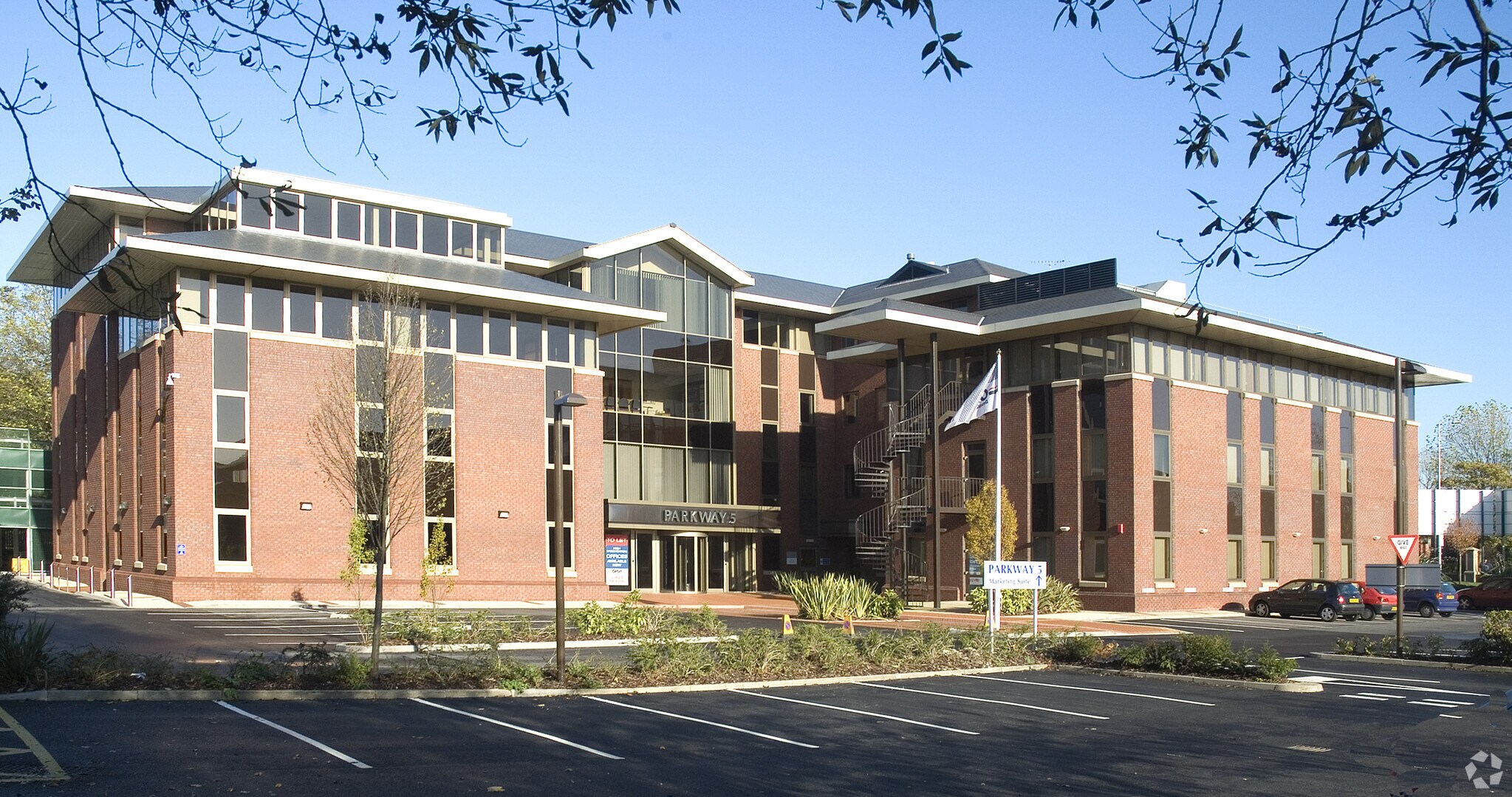 Princess Rd, Manchester à louer Photo principale– Image 1 sur 23