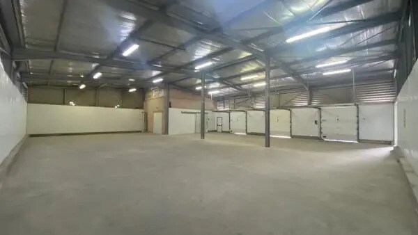 Local d’activités dans Claira à louer - Photo intérieure – Image 2 sur 2