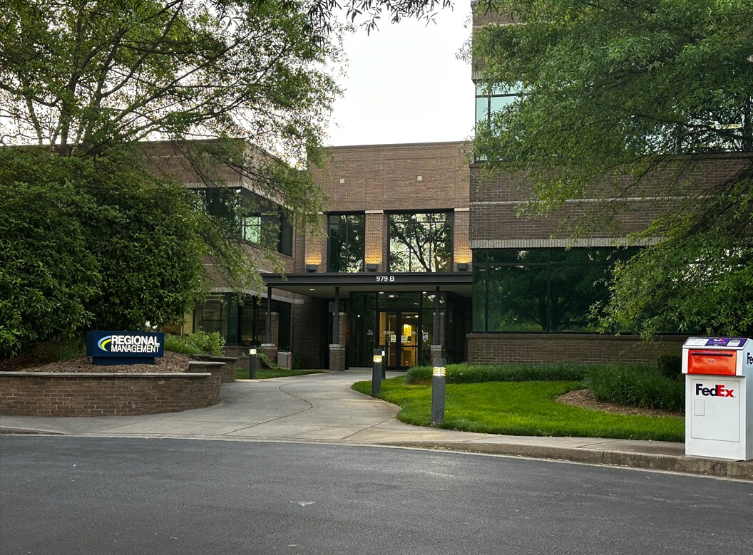 979 Batesville Rd, Greer, SC à louer Photo principale– Image 1 sur 22