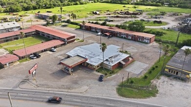815 S US Highway 281, Alice, TX - Vue aérienne vue de carte - Image1