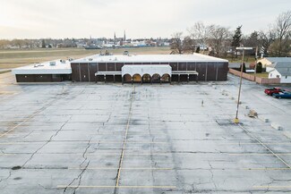 Plus de détails pour 134-146 S 5th St, Fremont, OH - Local commercial à louer