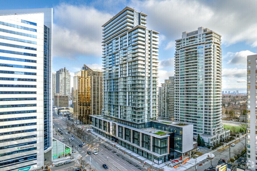 4955 Yonge St, Toronto, ON à louer - Photo de l’immeuble – Image 2 sur 4