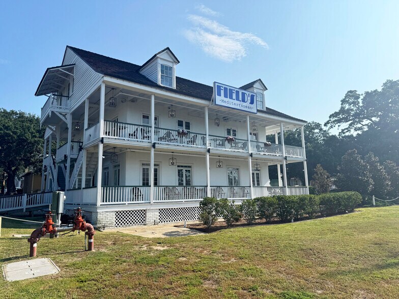 119 Rue Magnolia, Biloxi, MS à vendre - Photo de l’immeuble – Image 3 sur 8