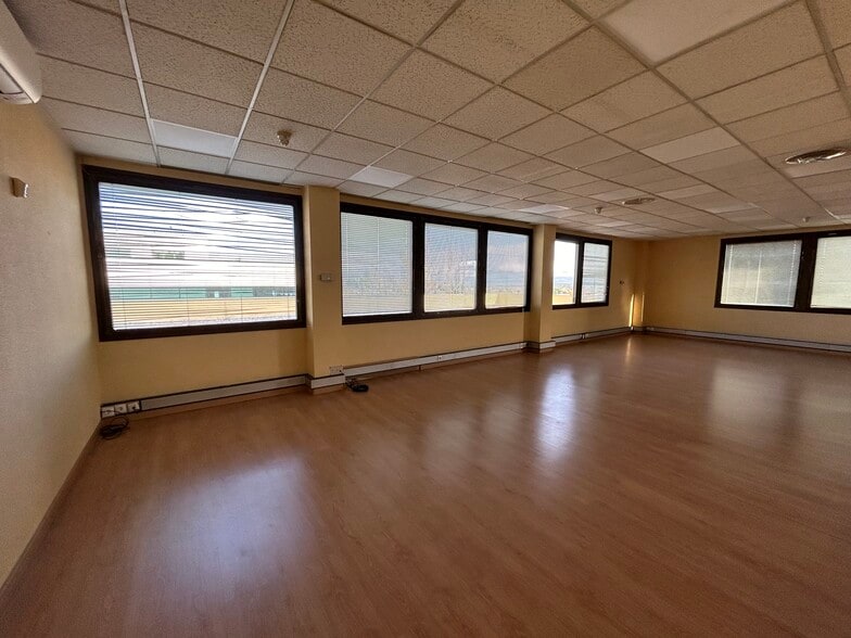 Bureau dans Las Rozas de Madrid, Madrid à vendre - Plan d’étage – Image 1 sur 8