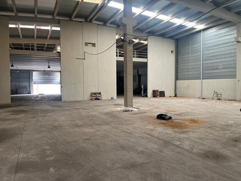 Industriel/Logistique dans Llorenç del Penedès, Tarragona à vendre - Photo intérieure – Image 3 sur 12