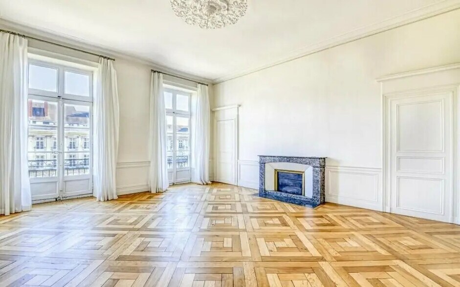 Bureau dans Paris à louer - Photo de l’immeuble – Image 1 sur 7