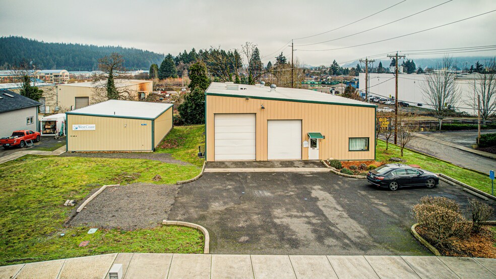15464 SE 94th Ave, Clackamas, OR à vendre - Photo principale – Image 1 sur 44