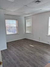 125 E Main St, Patchogue, NY à louer Photo intérieure– Image 1 sur 4