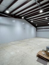 5865 E Highway 266, Claremore, OK à louer Photo intérieure– Image 2 sur 4