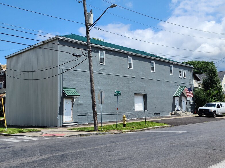 744 Park Ave, Syracuse, NY à vendre - Photo de l’immeuble – Image 3 sur 52