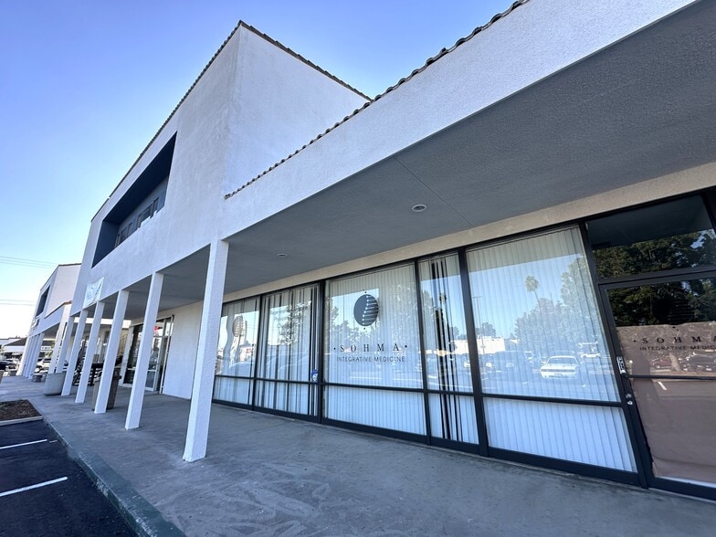4105-4129 South St, Lakewood, CA à louer - Photo de l’immeuble – Image 1 sur 19