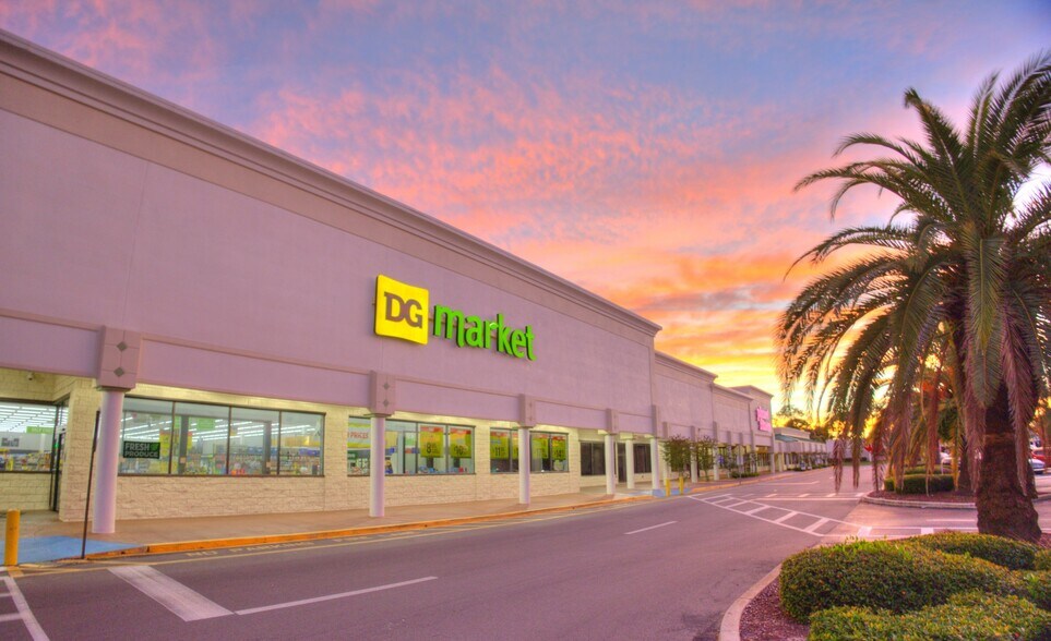 203-281 Crockett Blvd, Merritt Island, FL à louer - Photo principale – Image 2 sur 11