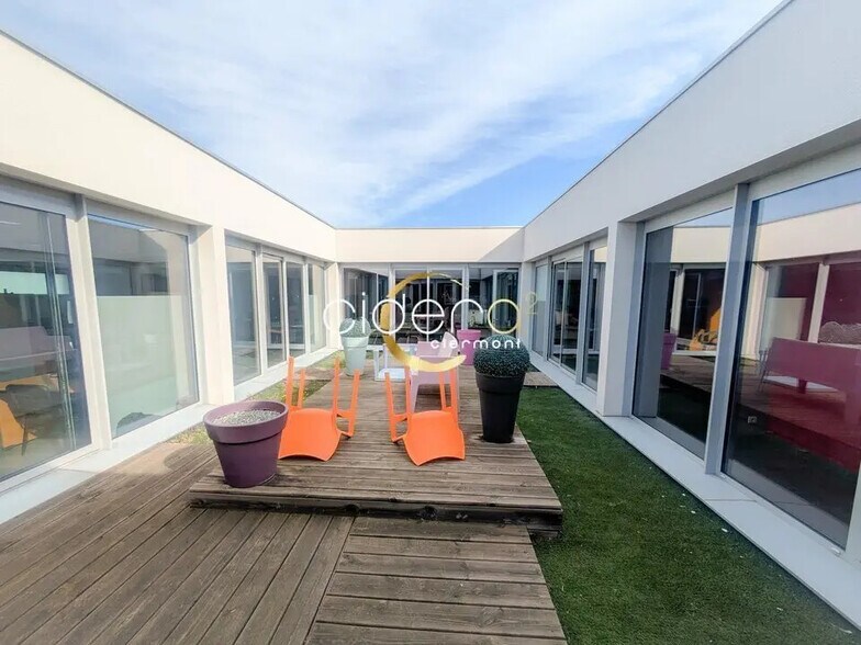 Bureau dans Aubière à louer - Photo de l’immeuble – Image 2 sur 8