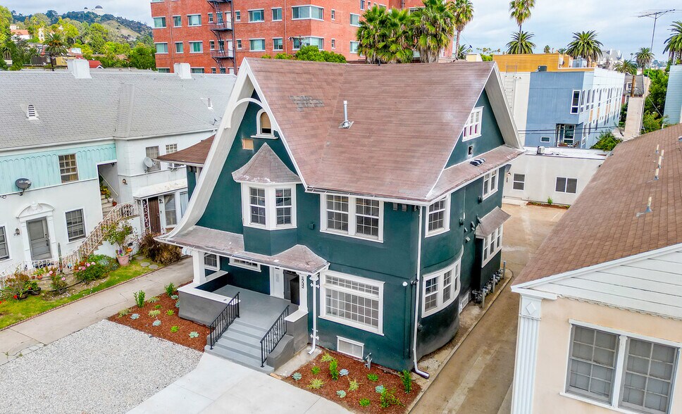 1732 N Wilton Pl, Los Angeles, CA à vendre - Photo de l’immeuble – Image 2 sur 33