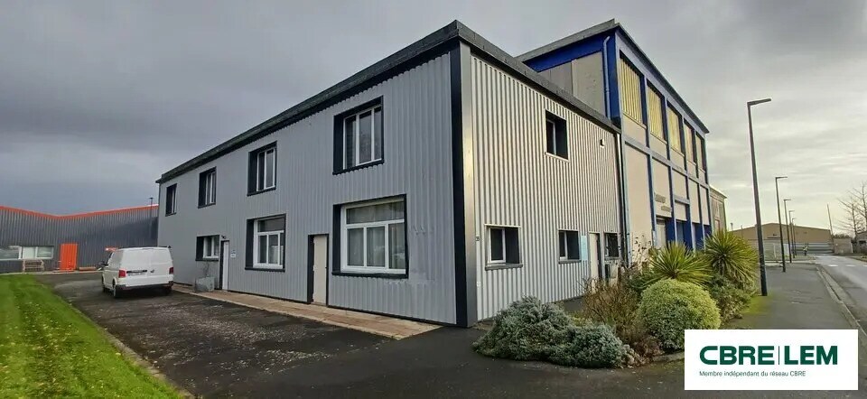 Bureau dans Cormelles-le-Royal à louer - Photo de l’immeuble – Image 1 sur 12