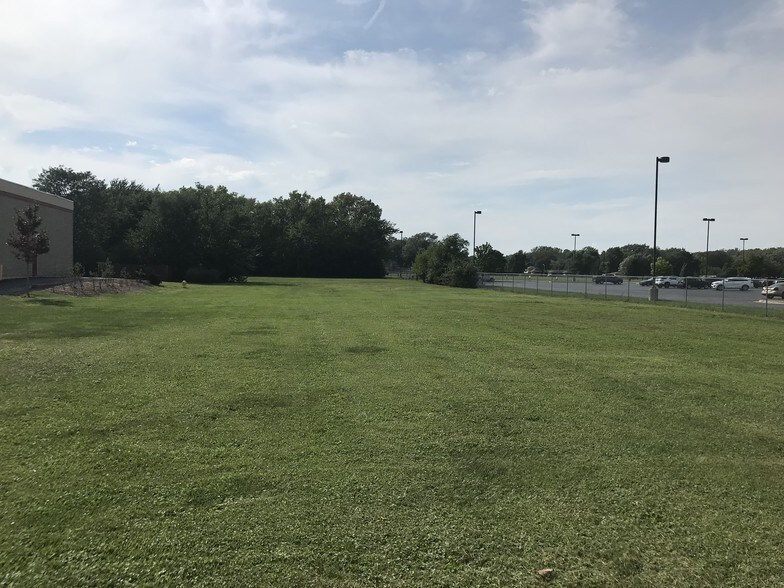 18230 Oak Park Ave, Tinley Park, IL à vendre - Photo de l’immeuble – Image 2 sur 5