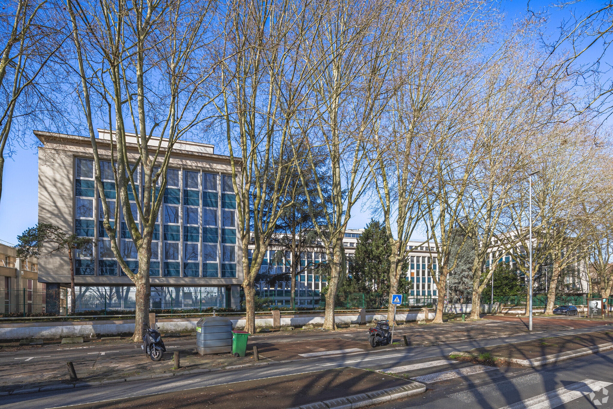 55 Quai Marcel Dassault, Saint-Cloud à louer Photo principale– Image 1 sur 8