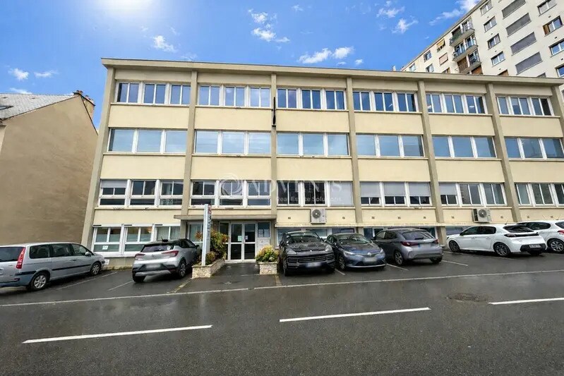 Bureau dans Orléans à louer - Photo de l’immeuble – Image 1 sur 12