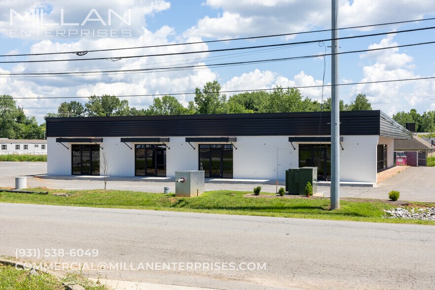 106 Collier Rd, Clarksville, TN à louer - Photo de l’immeuble – Image 1 sur 12